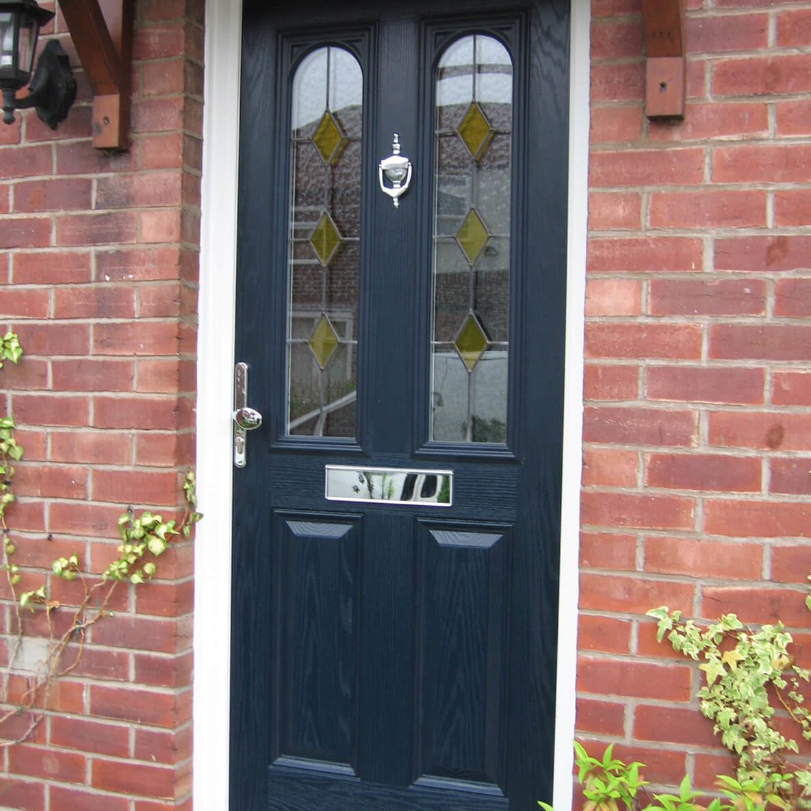 Avant composite door 28