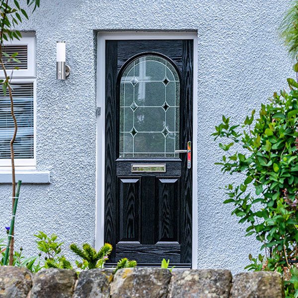 Avant composite door 33