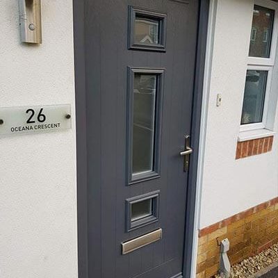 Avant composite door 44